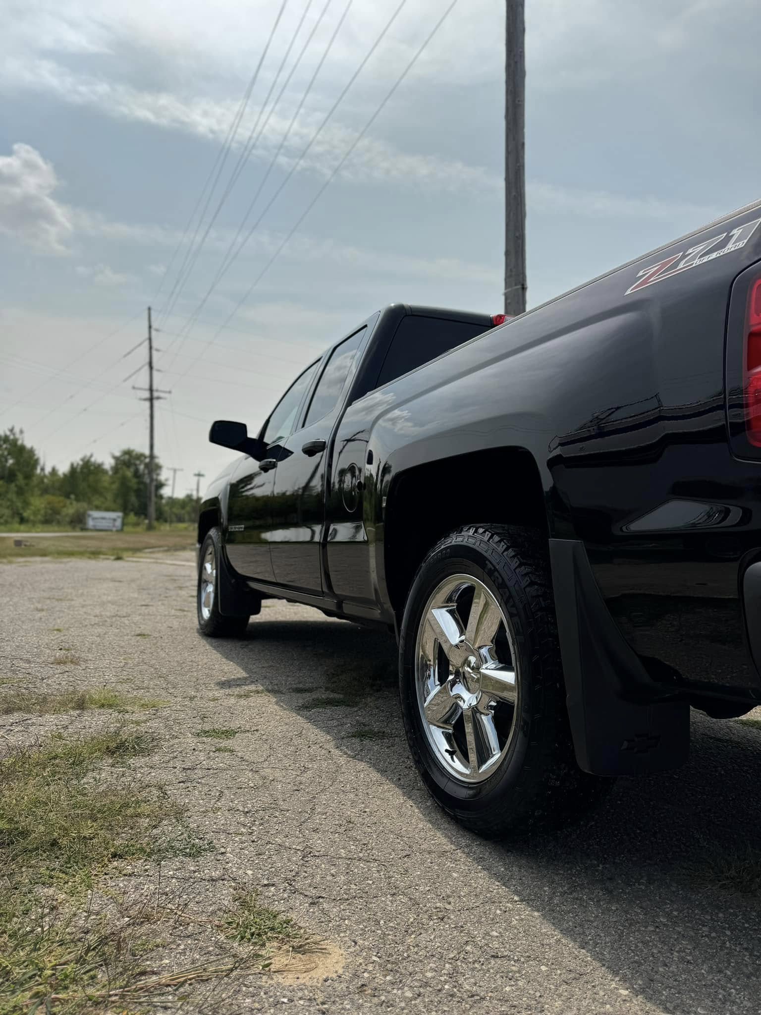 Detailing photo