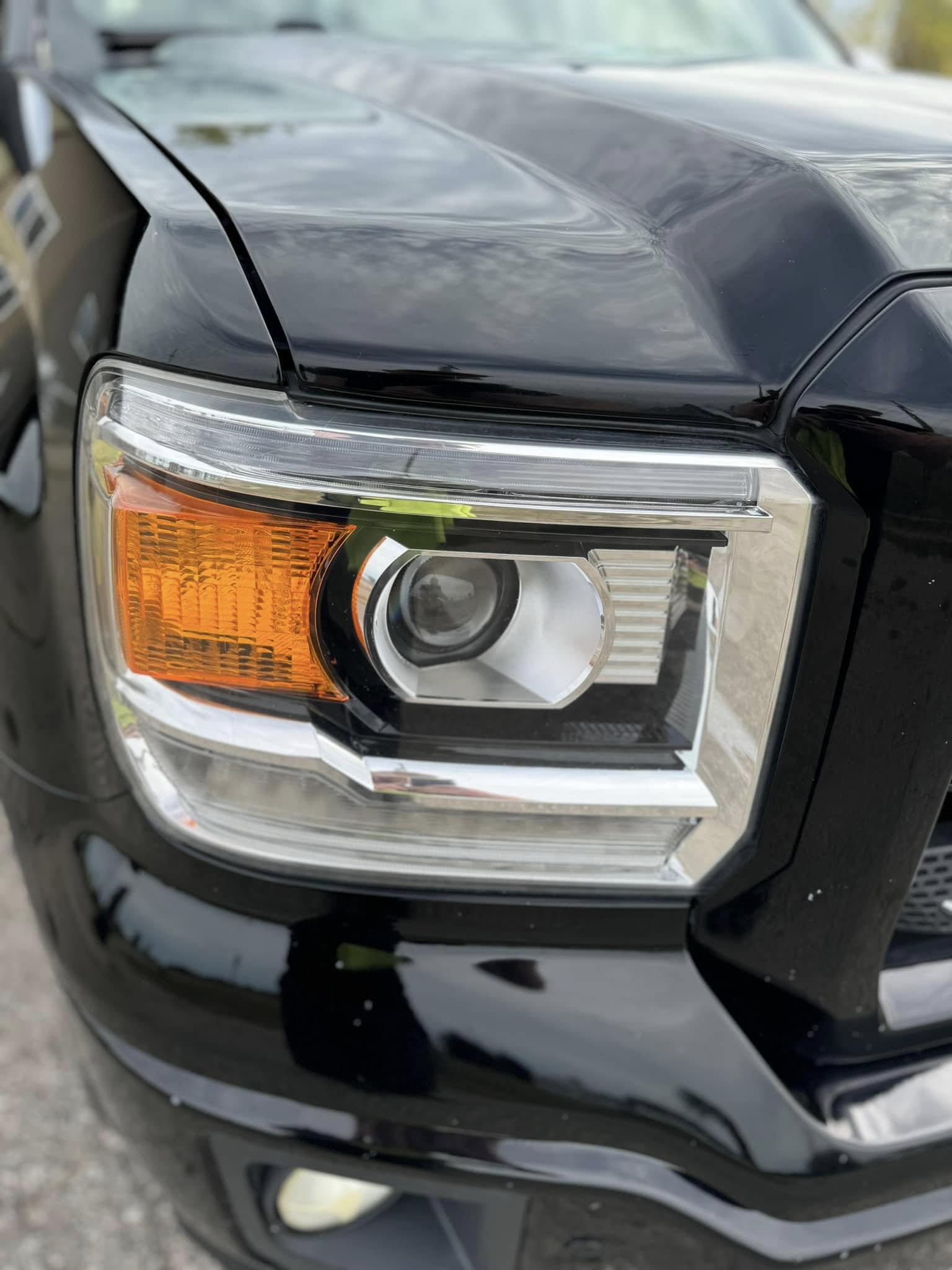 Detailing photo