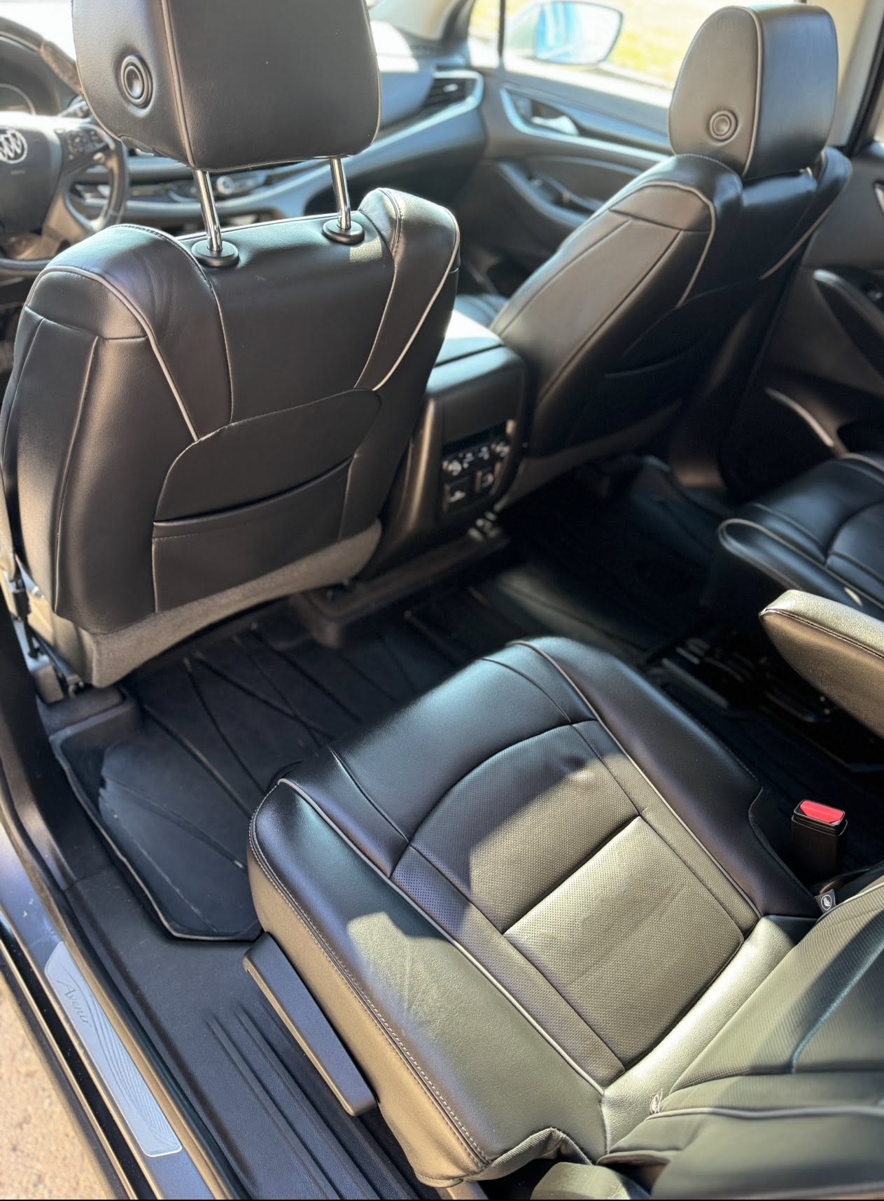 Detailing photo