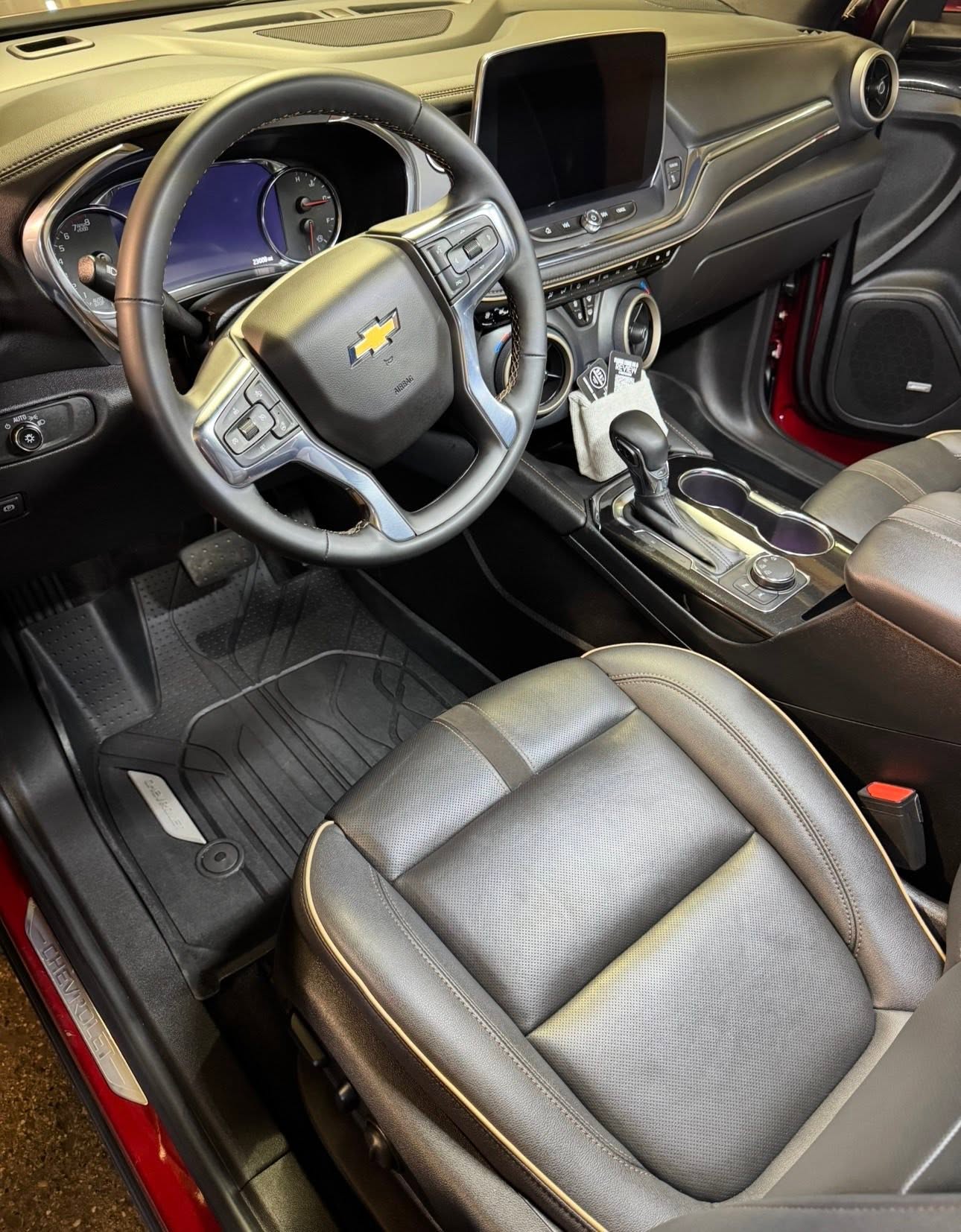 Detailing photo