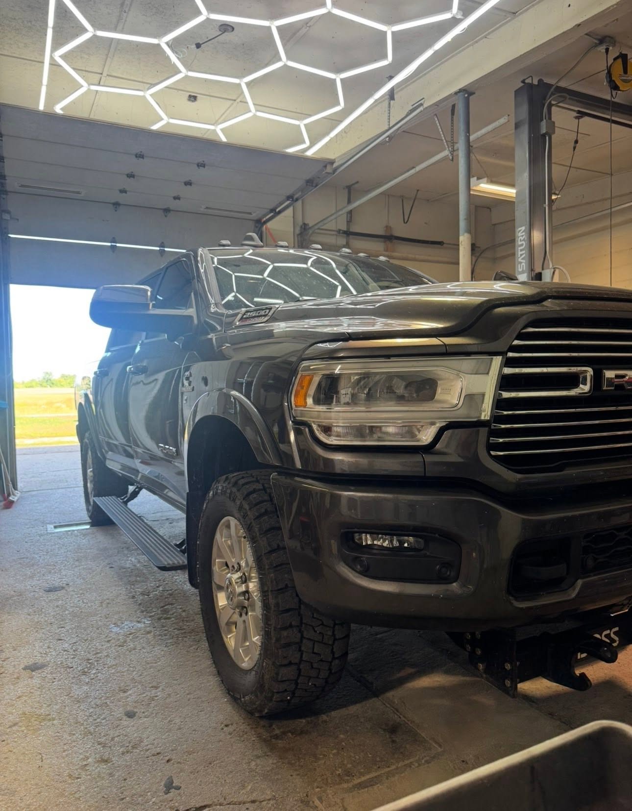 Detailing photo